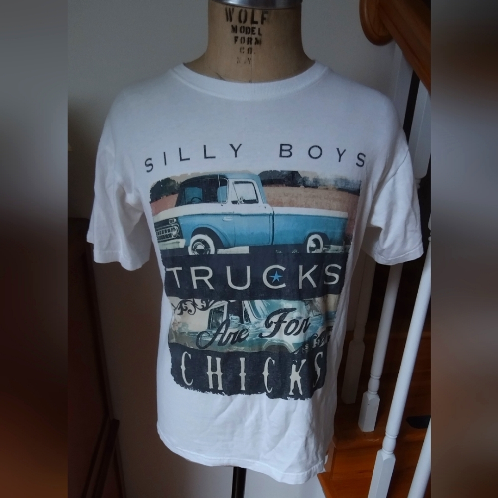 Truck Graphic Tee